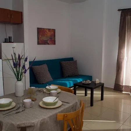 Sun By The Sea 2 Apartment *