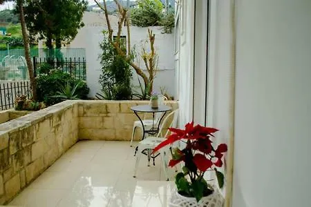 Apartment Sun By The Sea 2 *
